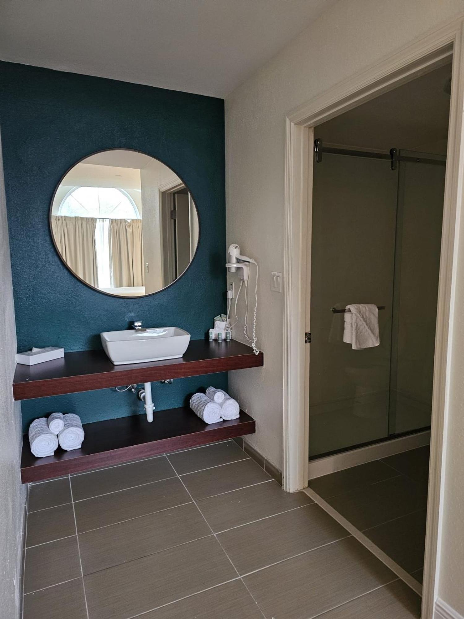 Montreal Suites أورلاندو المظهر الخارجي الصورة